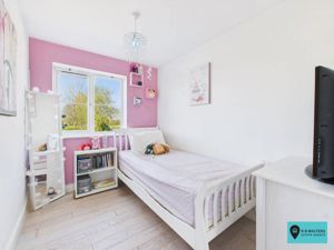Bedroom- click for photo gallery
